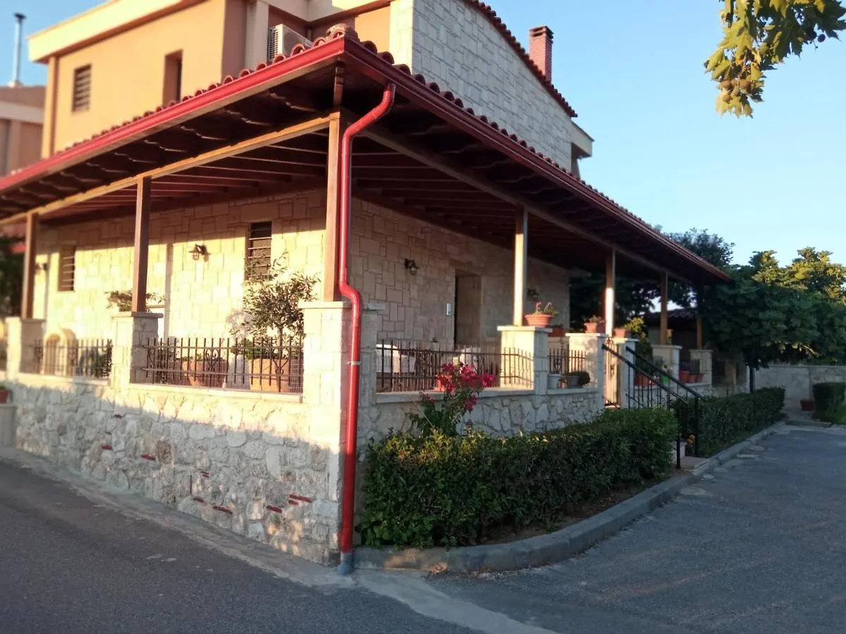 דירות אפיטוס Rodiola House 0*,